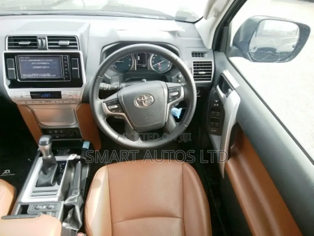 Toyota Land Cruiser Prado 2022