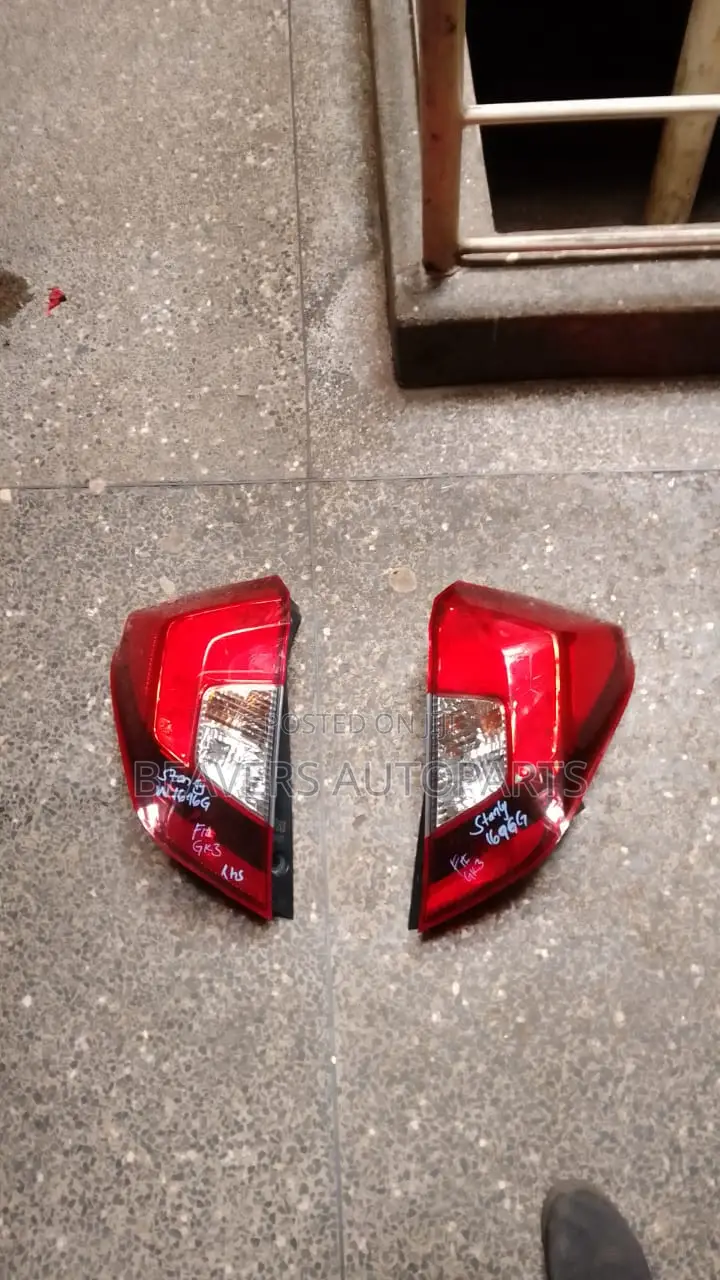 Honda Fit 2015 Taillights