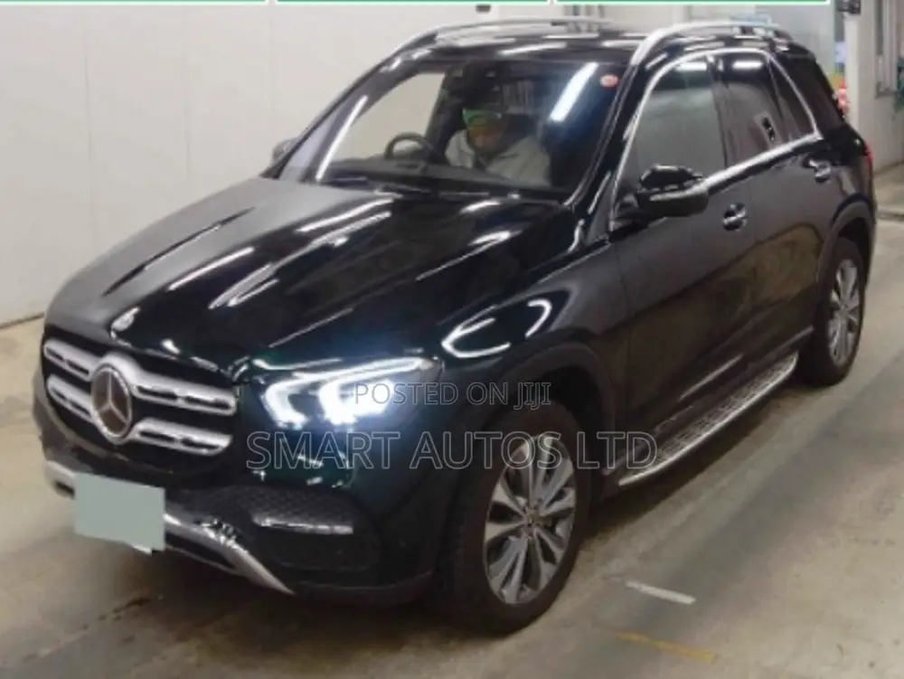Mercedes-Benz GLE-Class GLE 300d 4MATIC 2020