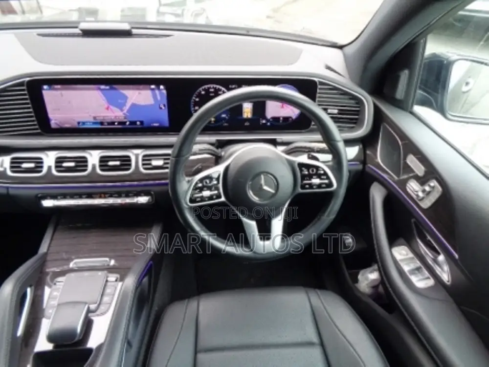 Mercedes-Benz GLE-Class GLE 300d 4MATIC 2020