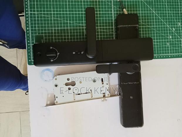 Next Level Protection.Smart Biometric Locks With Passcode