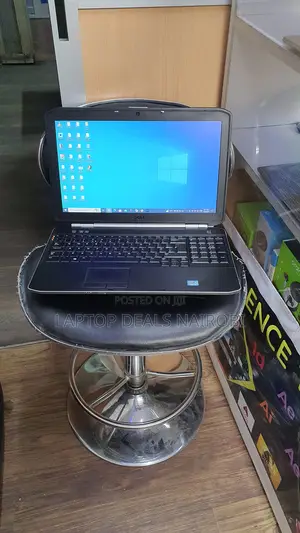 Laptop Dell Latitude E5520 4GB Intel Core I5 HDD 500GB