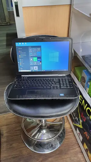 Laptop Dell Latitude E5520 4GB Intel Core I5 HDD 500GB