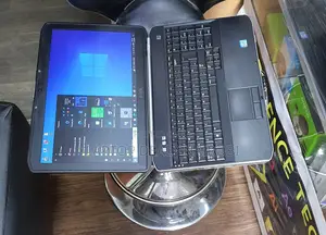 Laptop Dell Latitude E5520 4GB Intel Core I5 HDD 500GB