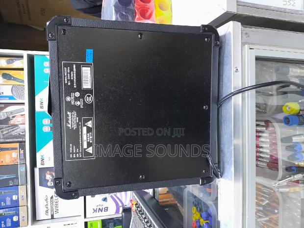 Bass Combo Marshall MG10 - thumbnail 2