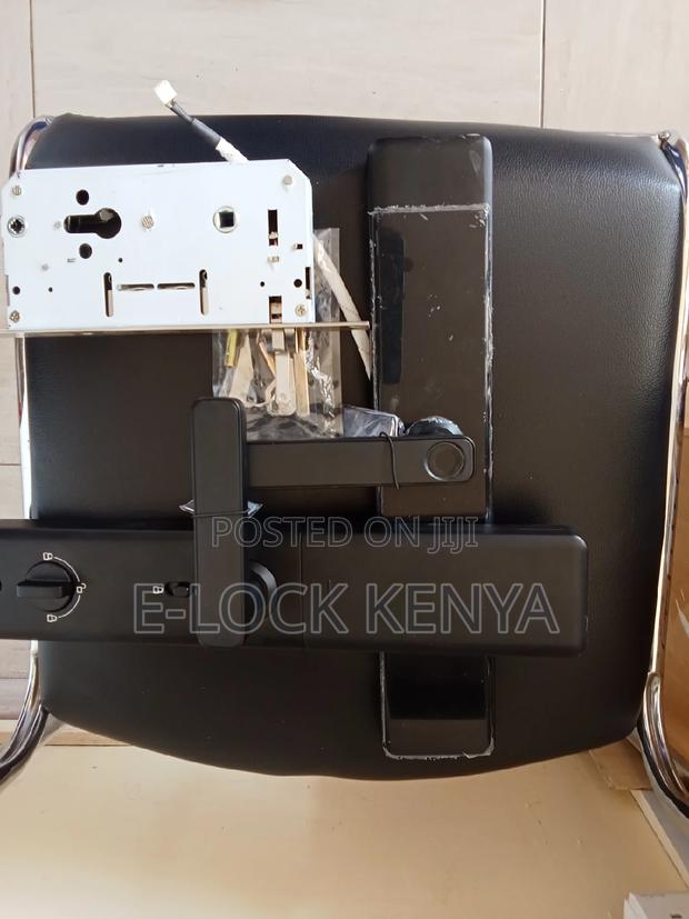 Smart Connectivity.Biometric Wifi Lock With Passcode Tech - main view