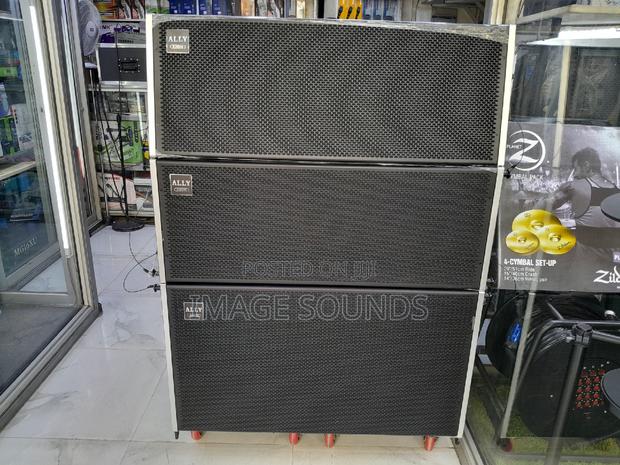 Line Array Speakers - main view