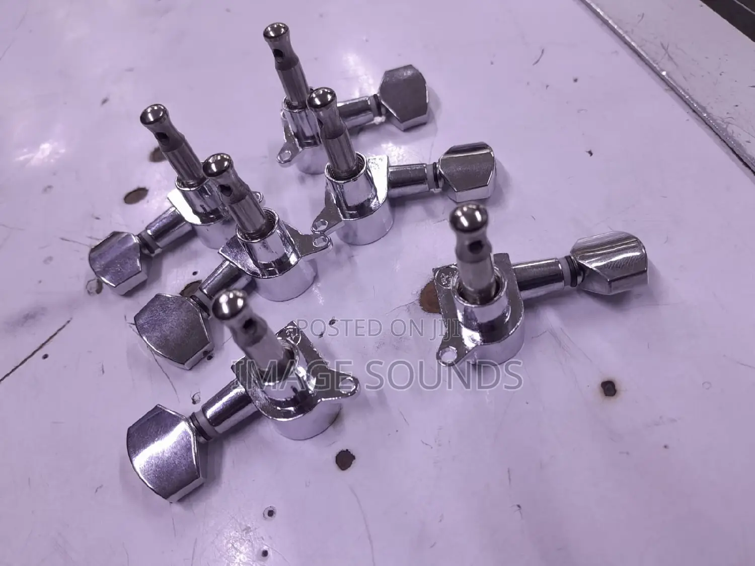 Get Set of Acoustic Guitar Tuning Pegs