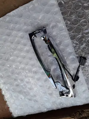 Nissan Xtrail T31 Door Handle __ With Sensor