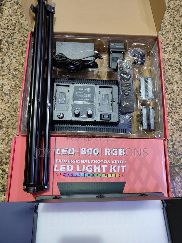 Varicolour RGB Pro Led UC 800+ With Remote/ Tripod Stand. - main view