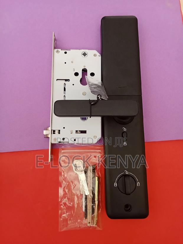 Biometric Mastery.Wifi Locks With Passcode Integration. - main view