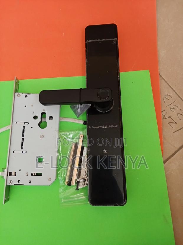Wifi Door Safety.Smary Biometric Locks With Passcode - main view