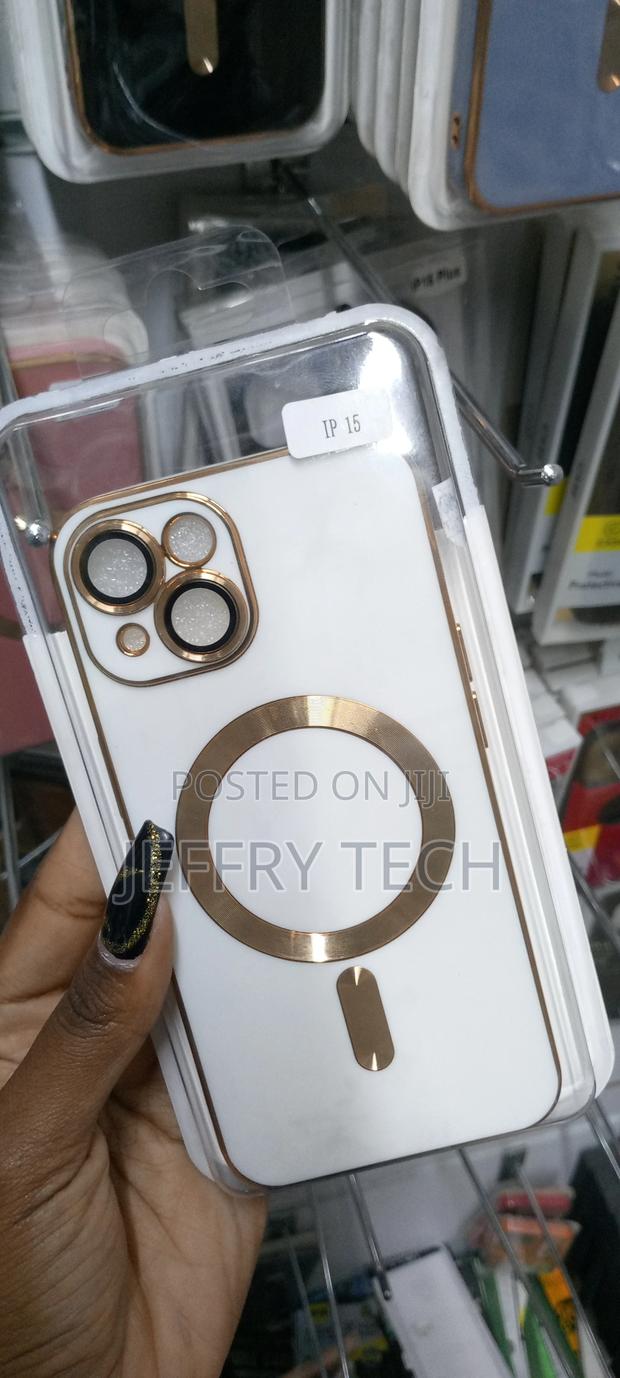 iPhone 15 Magsafe Plating TPU Phone Case With Lens White - thumbnail 2
