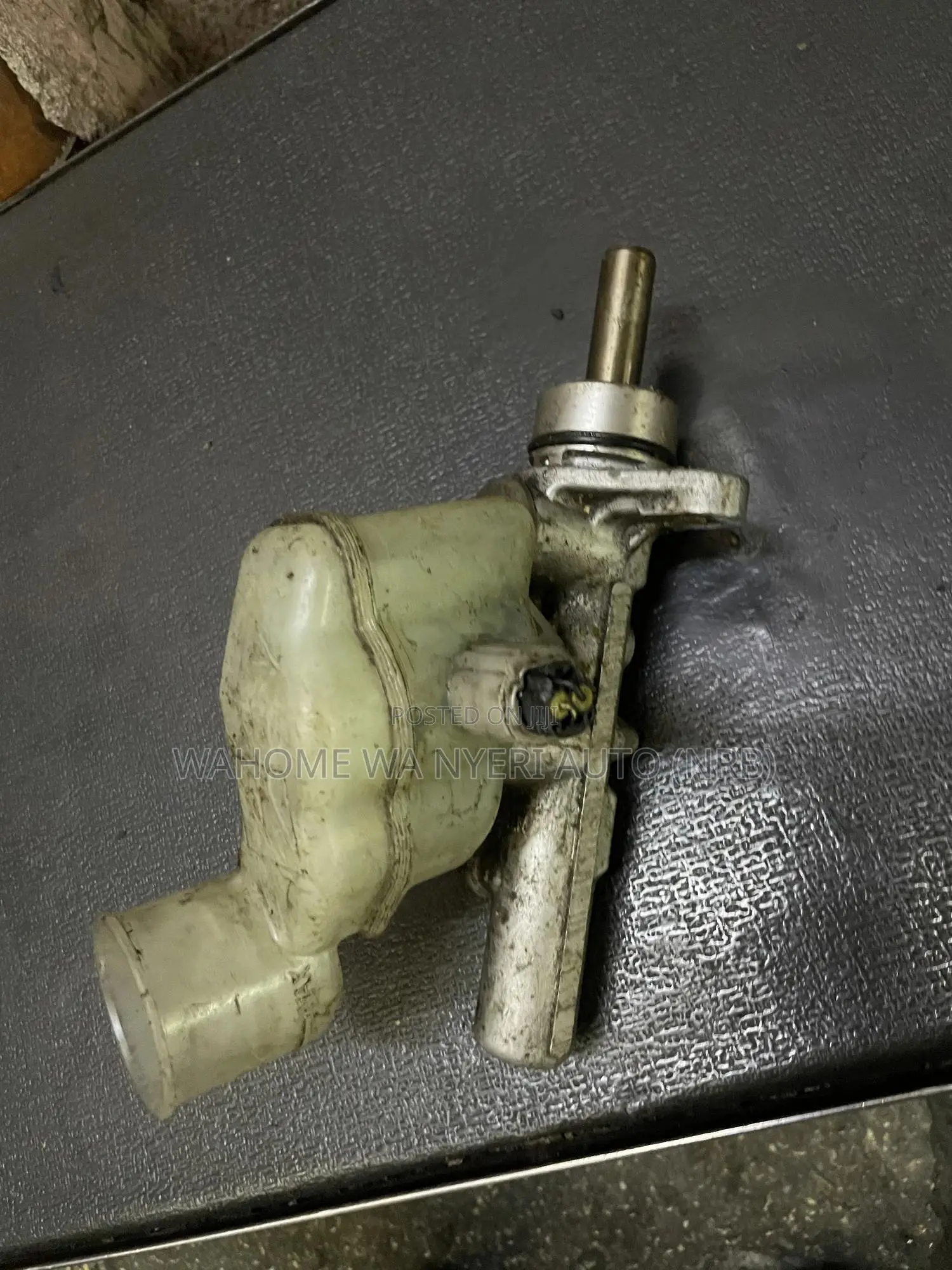 Brake Master Cylinder for Daihatsu Mira