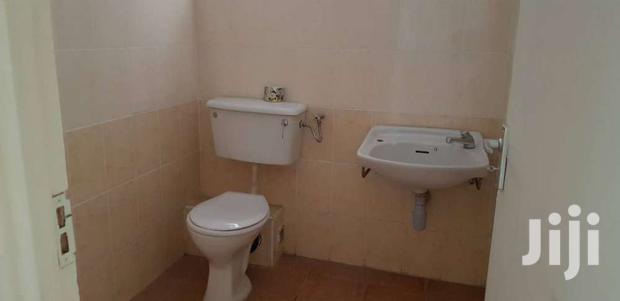 Warehouse To Let - thumbnail 4