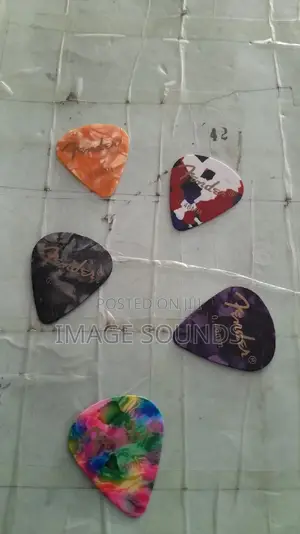 Get 5 Guitar Picks for a Discounted Price