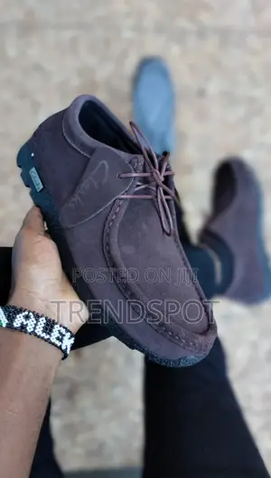 Designer Black Quality Men Clarks Wallabees