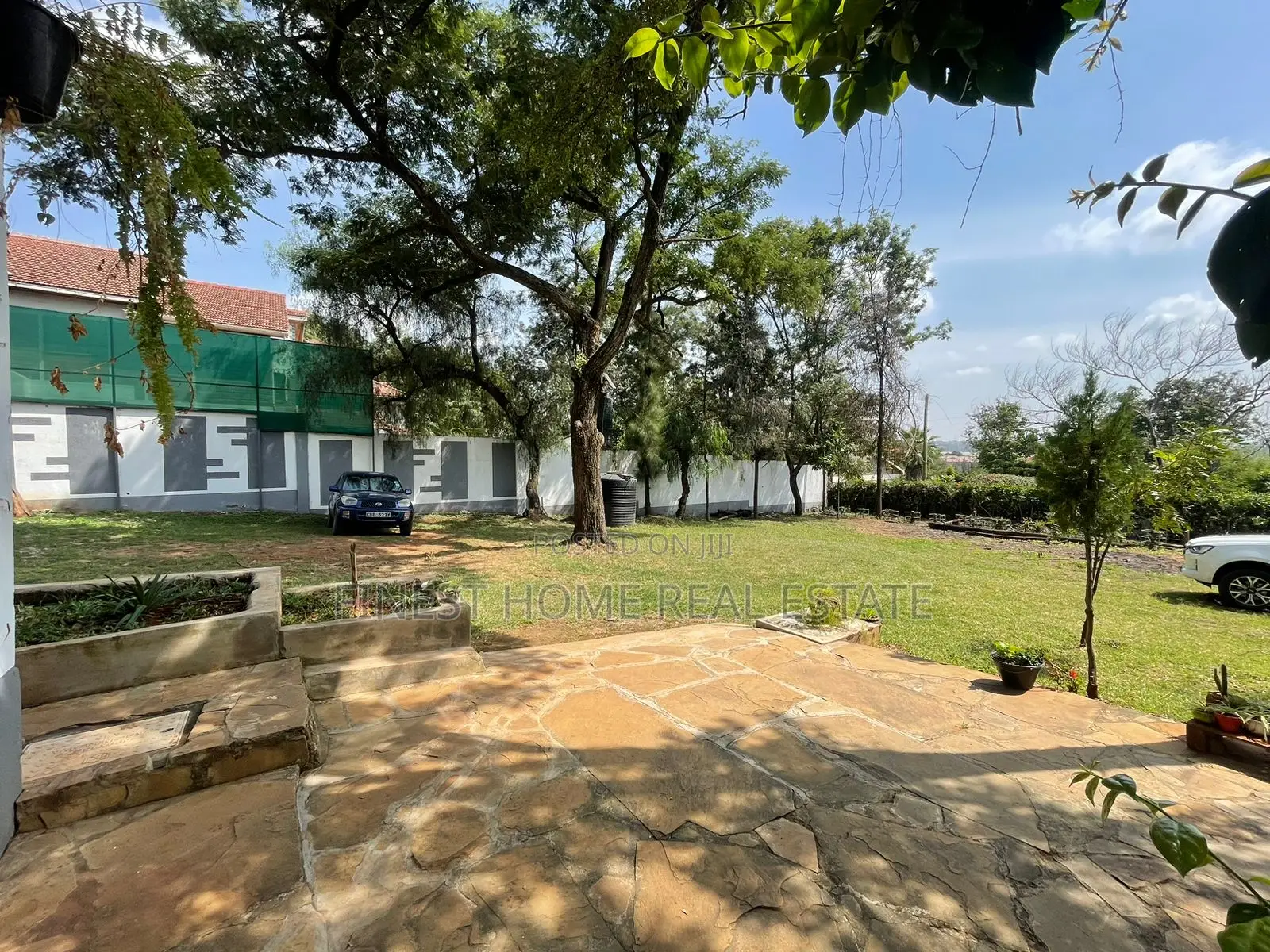 5bdrm Villa in Lukenya for sale