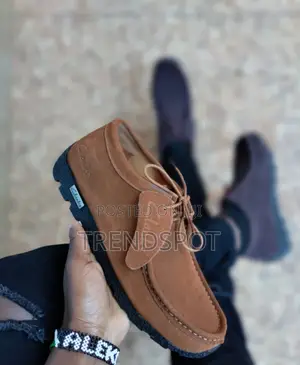 Designer Black Quality Men Clarks Wallabees