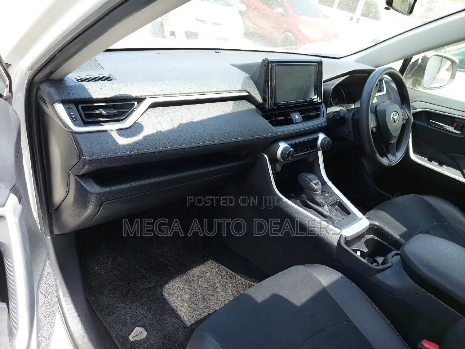 Toyota RAV4 2019 White