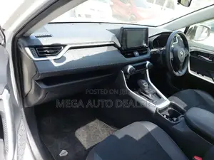 Toyota RAV4 2019 White