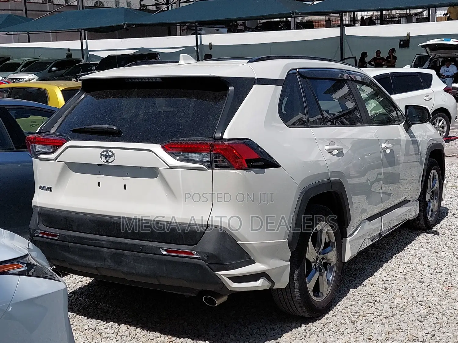 Toyota RAV4 2019 White