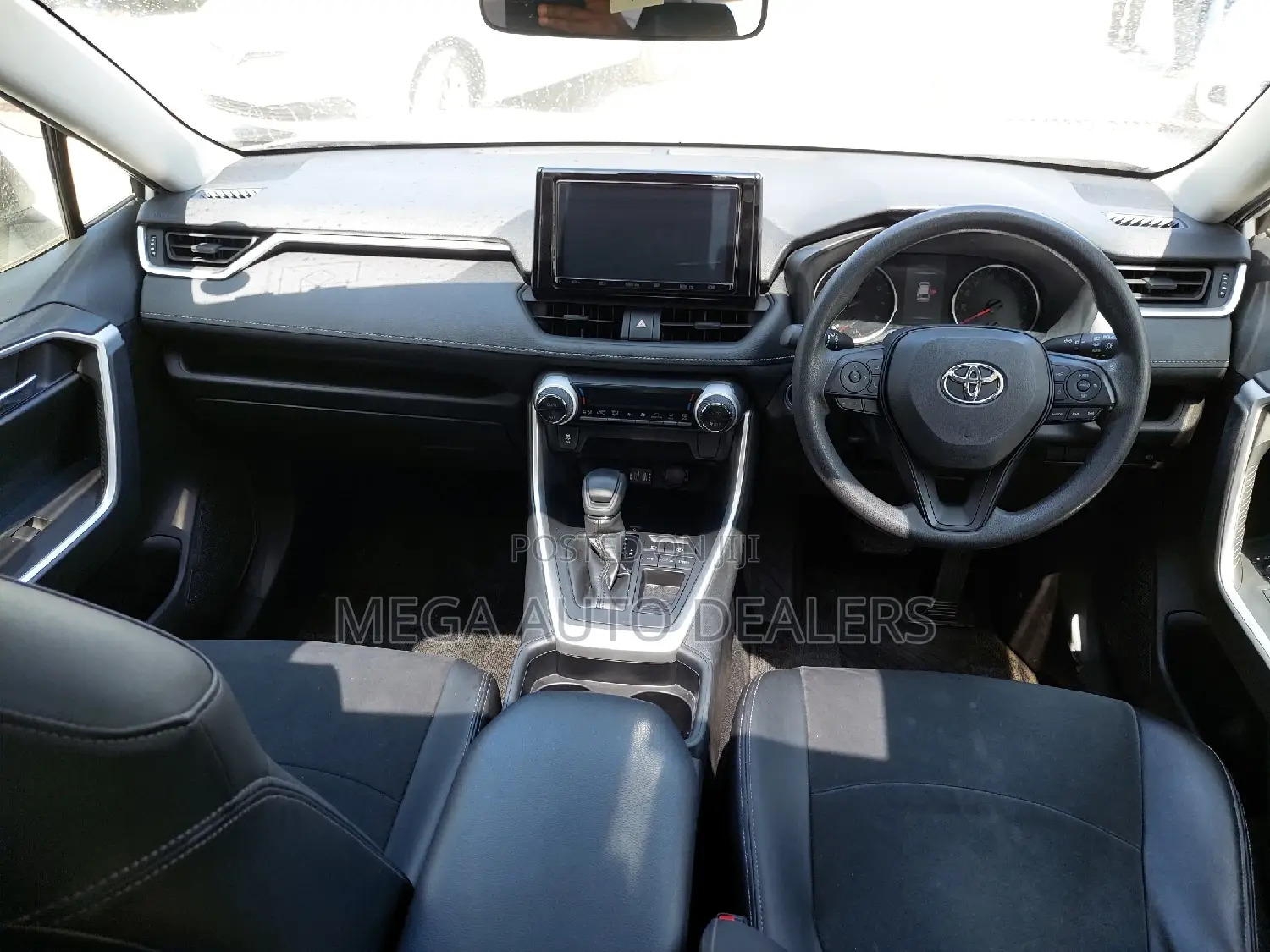 Toyota RAV4 2019 White