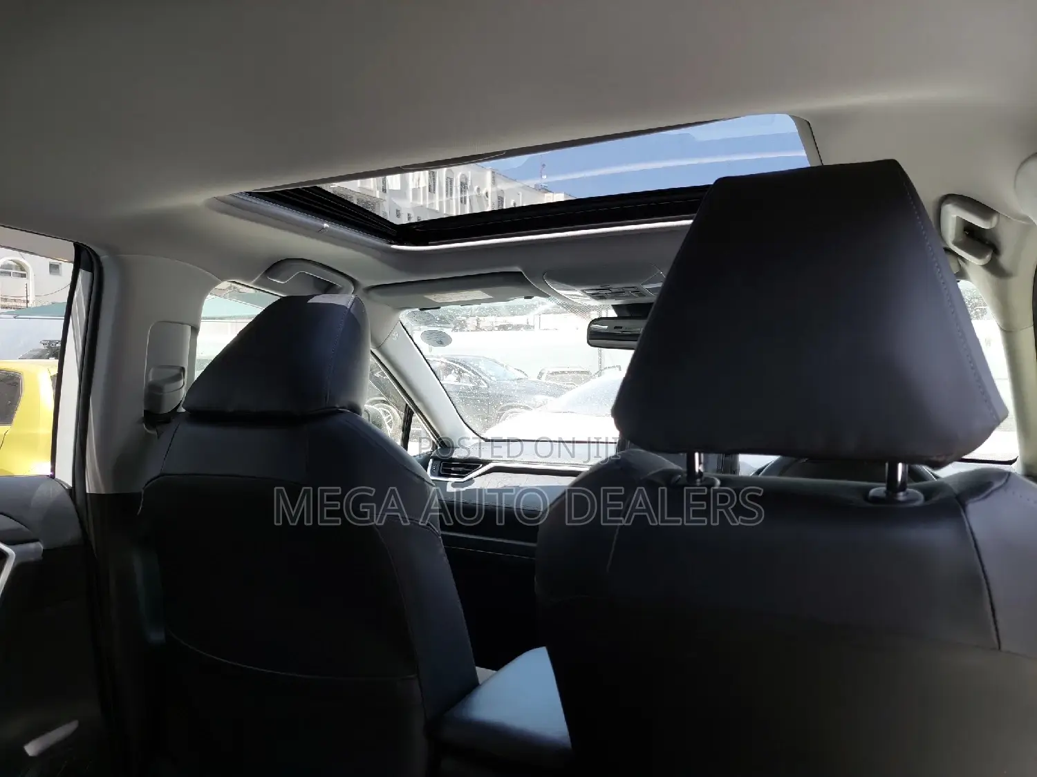 Toyota RAV4 2019 White