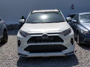 Toyota RAV4 2019 White