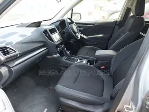 Subaru Forester 2018 Silver