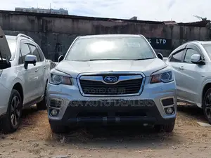 Subaru Forester 2018 Silver