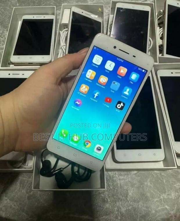 Mobile Phone 16 GB Silver - main view