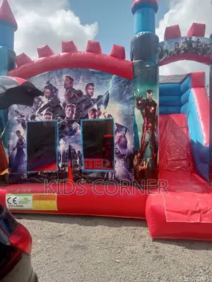 Medium Bouncy Castles