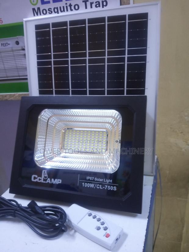 100watts Solar Floodlight - main view