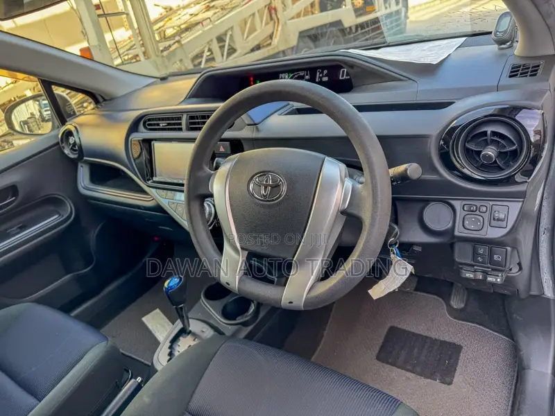 Toyota Aqua 2017 White