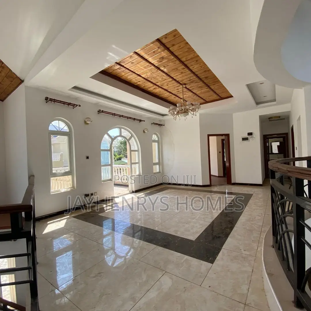 5bdrm House in Garden Estate, Roysambu for rent