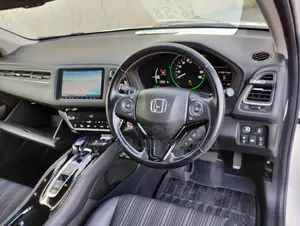 Honda Vezel 2017 Pearl