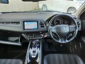 Honda Vezel 2017 Pearl