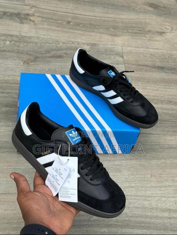 Black Samba Adidas Sneakers - main view