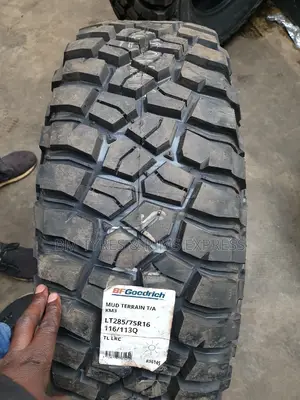 285 /75 R16 Bf Goodrich Tyres (Mud Terrein)