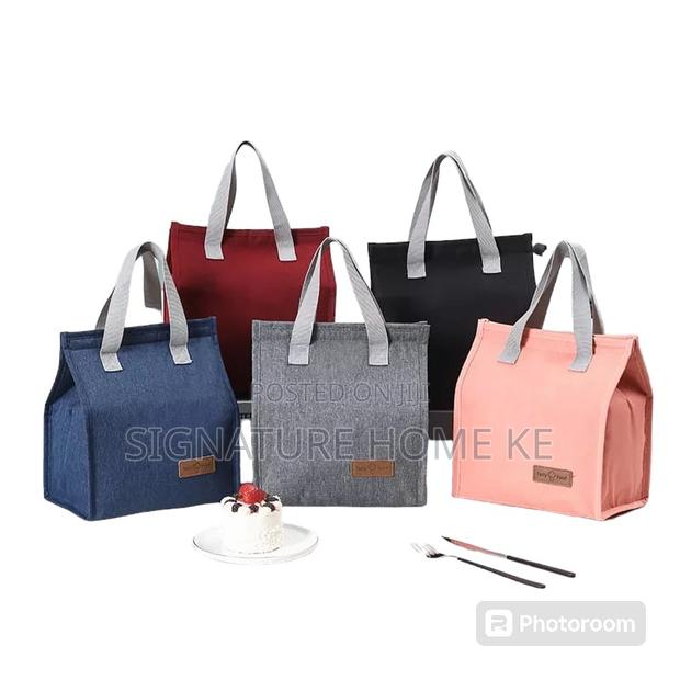 Insulated Tote Lunch Bag - thumbnail 2