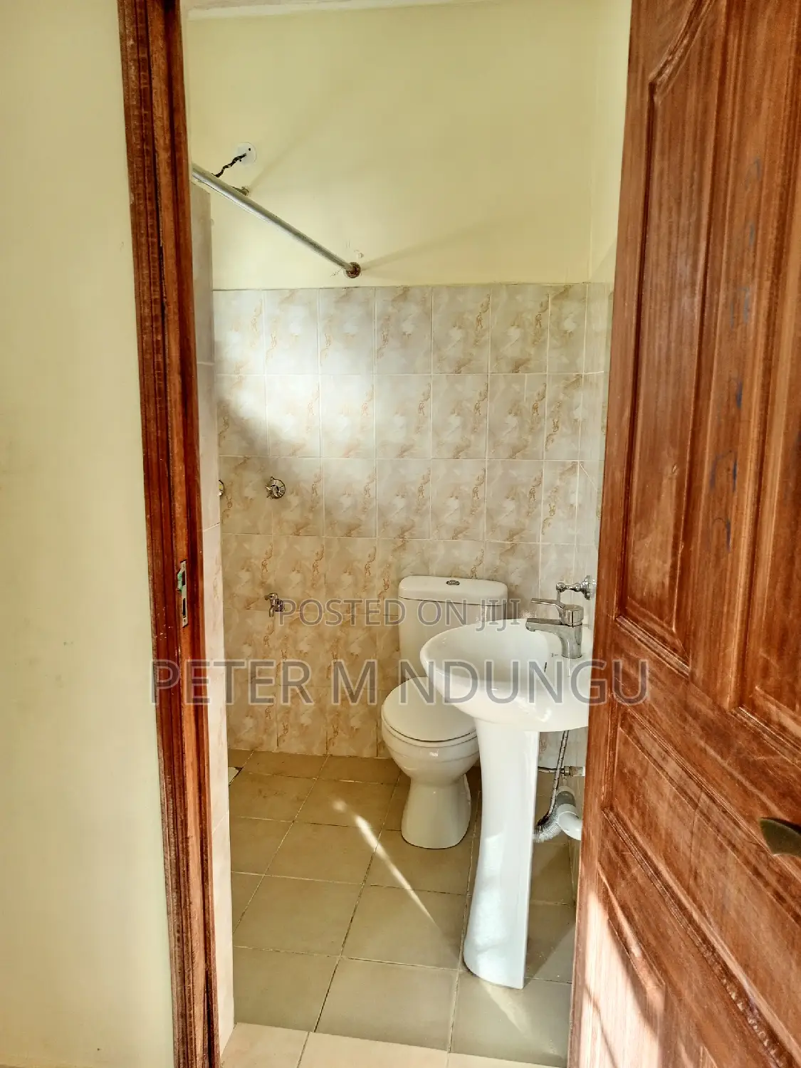 5bdrm Maisonette in Starehe, Kiambu / Kiambu  for rent