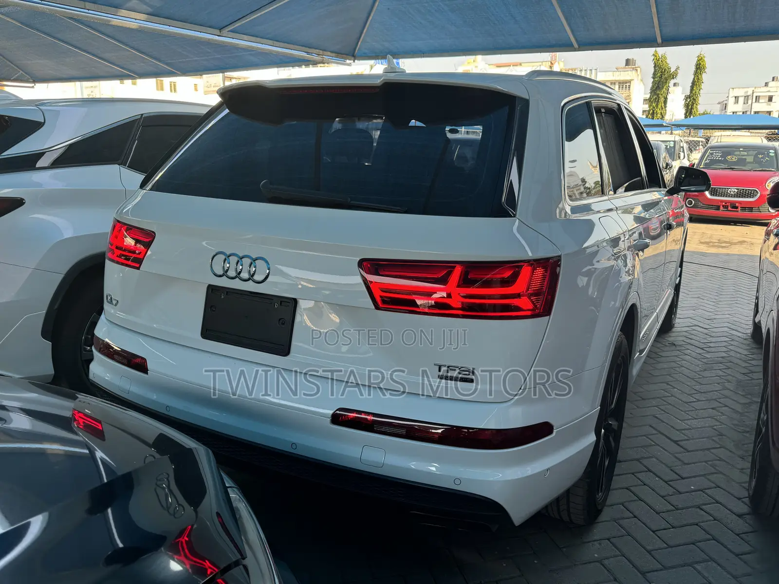 Audi Q7 3.0T Premium AWD quattro 2017 White