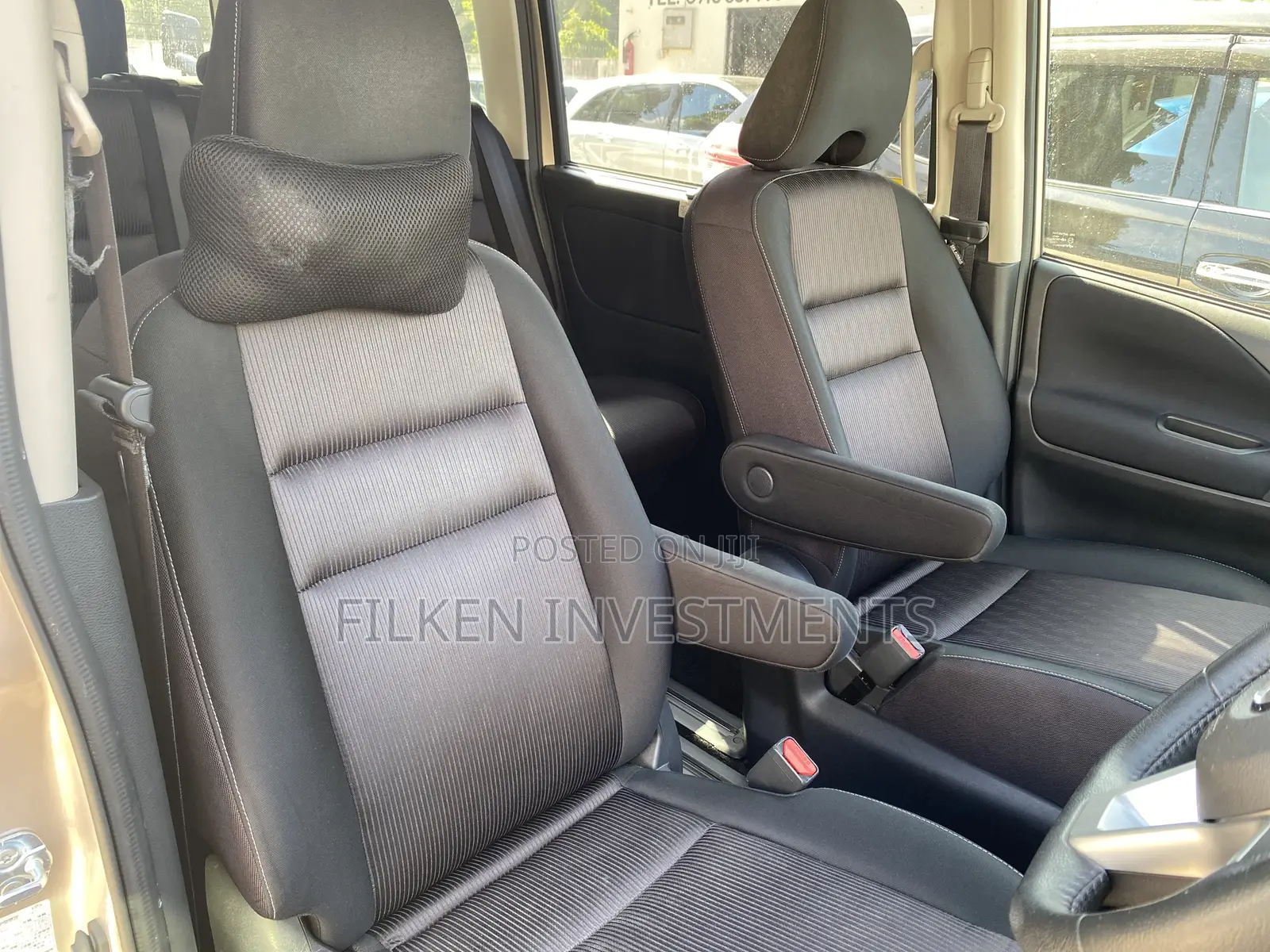 Nissan Serena 2018 Beige