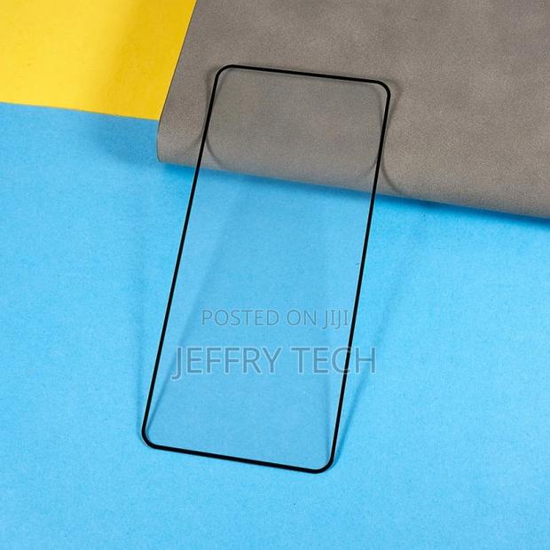 Google Pixel 8 Black Contour Tempered Glass Screen Protector - thumbnail 2