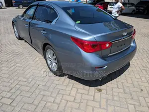 Nissan Skyline 2018 Blue