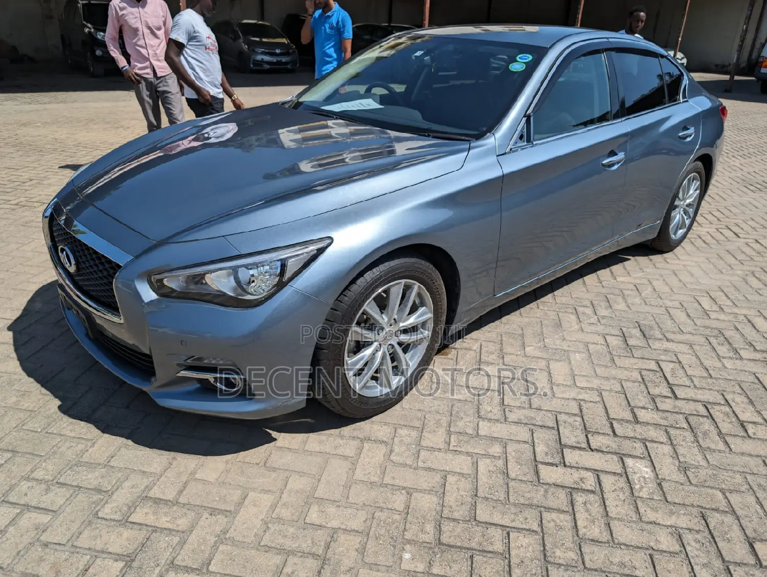 Nissan Skyline 2018 Blue