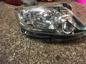 Toyota Fortuner 2012 Non Xenon Headlight