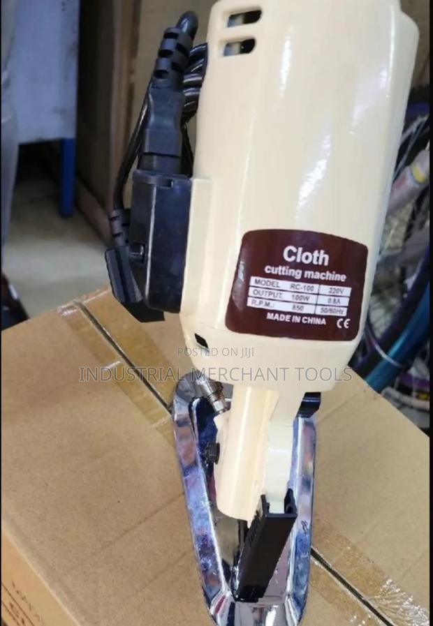 Cloth Cutting Machine - main view