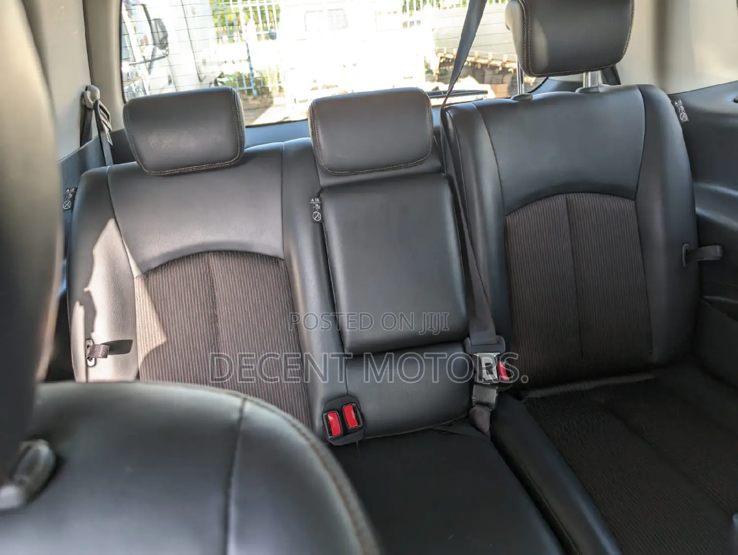 Nissan Elgrand 2018 Brown